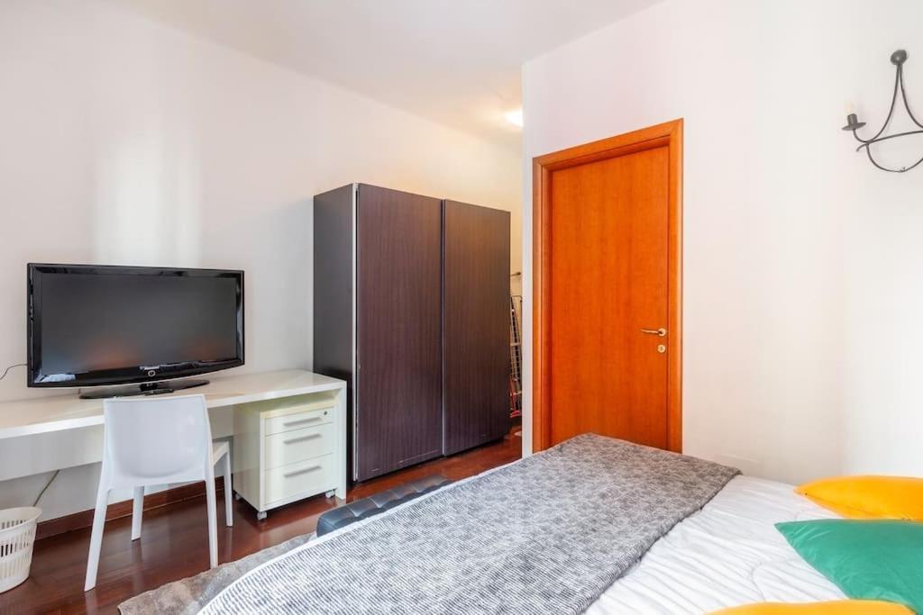 Modern Apartment In Milano Centrale Next To Metro M5 - Sarca 73 Ngoại thất bức ảnh