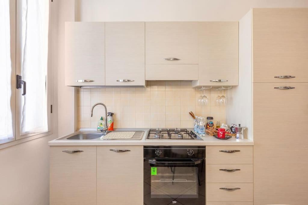 Modern Apartment In Milano Centrale Next To Metro M5 - Sarca 73 Ngoại thất bức ảnh