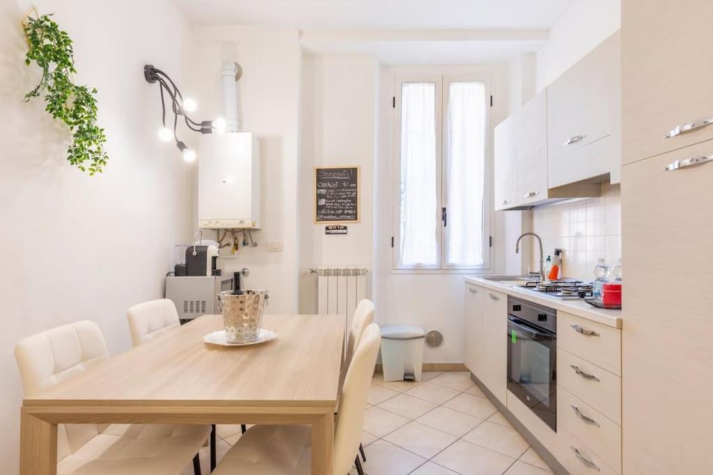 Modern Apartment In Milano Centrale Next To Metro M5 - Sarca 73 Ngoại thất bức ảnh